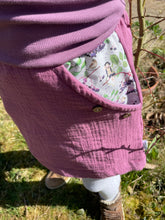 Lade das Bild in den Galerie-Viewer, Musselin Rock Altrosa Holunder Elfen mit oder ohne Haarband