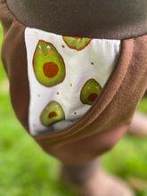 Lade das Bild in den Galerie-Viewer, BIO SOFT SWEAT HOSE Braun Avocado Taschen Mitwachsend