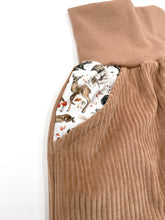 Lade das Bild in den Galerie-Viewer, Bio Breidcord Rock Haselnuss Waldtiere Fuchs Reh mit oder ohne Haarband