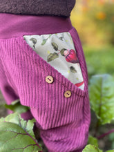 Lade das Bild in den Galerie-Viewer, CORDNICKY-H0SE CORD Beere Rote Bete Gemüse