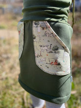 Lade das Bild in den Galerie-Viewer, Sweat Rock Khaki Hoftiere Ziegen Enten mit oder ohne Haarband