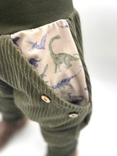 Lade das Bild in den Galerie-Viewer, Hose für Kinder und Babys Cord Khaki mit Dinosaurier Taschen