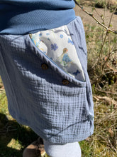 Lade das Bild in den Galerie-Viewer, Musselin Rock Hellblau Wiesenelfen mit oder ohne Haarband