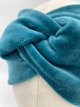 Lade das Bild in den Galerie-Viewer, Haarband aus Samt in Petrol für Damen & Kinder