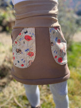 Lade das Bild in den Galerie-Viewer, Sweat Rock Haselnuss Reh im Mohn mit oder ohne Haarband