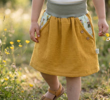 Lade das Bild in den Galerie-Viewer, Musselin Rock Senfgelb Feen Wesen mit oder ohne Haarband