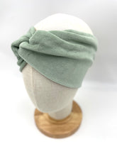 Lade das Bild in den Galerie-Viewer, Haarband aus Samt in Mint für Damen & Kinder