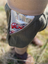 Lade das Bild in den Galerie-Viewer, MUSSELIN-HOSE Khaki Feuerwehr