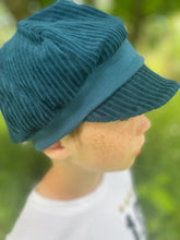 Lade das Bild in den Galerie-Viewer, Michel Mütze Ballonmütze Cord Meeresblau