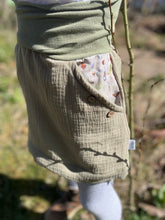 Lade das Bild in den Galerie-Viewer, Musselin Rock Salbei glückliche Hühner mit oder ohne Haarband