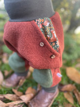 Lade das Bild in den Galerie-Viewer, WOLLWALK-HOSE Rost/Khaki Fuchs Igel Eule Taschen Kniepatches