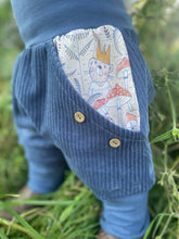 Lade das Bild in den Galerie-Viewer, CORDNICKY-H0SE CORD Blau Gruselwusel
