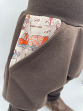 Lade das Bild in den Galerie-Viewer, SWEAT-HOSE BRAUN BAUSTELLE BAGGER