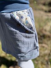 Lade das Bild in den Galerie-Viewer, Musselin Rock Hellblau Wiesenelfen mit oder ohne Haarband