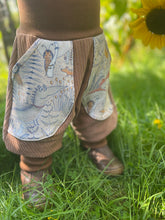 Lade das Bild in den Galerie-Viewer, CORDNICKY-H0SE CORD Haselnuss Gruselwusel