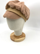 Lade das Bild in den Galerie-Viewer, Michel Mütze Ballonmütze Cord Haselnuss