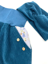 Lade das Bild in den Galerie-Viewer, Bio Breidcord Rock Meeresblau Frühlingselfen mit oder ohne Haarband