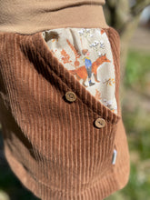 Lade das Bild in den Galerie-Viewer, Bio Breidcord Rock Hellbraun/Beige Fuchsliebe mit oder ohne Haarband