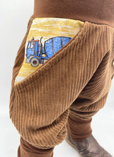 Lade das Bild in den Galerie-Viewer, CORDNICKY-HOSE HELLBRAUN BAUSTELLE BAGGER