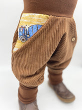 Lade das Bild in den Galerie-Viewer, CORDNICKY-HOSE HELLBRAUN BAUSTELLE BAGGER