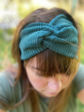 Lade das Bild in den Galerie-Viewer, Haarband Bio Breitcordnicky für Groß und Klein in verschiedenen Farben