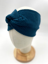 Lade das Bild in den Galerie-Viewer, Bio Cord Rock Damen Dunkelmint mit Blumenranken Taschen mit oder ohne Haarband