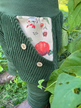 Lade das Bild in den Galerie-Viewer, CORDNICKY-H0SE CORD Waldgrün Kürbis Zwerg