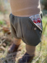 Lade das Bild in den Galerie-Viewer, MUSSELIN-HOSE Khaki Feuerwehr