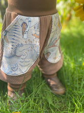 Lade das Bild in den Galerie-Viewer, CORDNICKY-H0SE CORD Haselnuss Gruselwusel