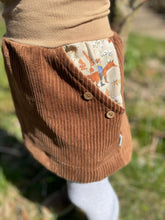 Lade das Bild in den Galerie-Viewer, Bio Breidcord Rock Hellbraun/Beige Fuchsliebe mit oder ohne Haarband