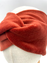 Lade das Bild in den Galerie-Viewer, Haarband aus Samt in Rostrot für Damen & Kinder
