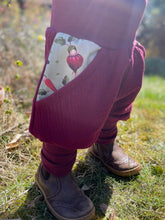 Lade das Bild in den Galerie-Viewer, MUSSELIN-HOSE Beere Rotebete