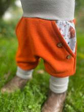 Lade das Bild in den Galerie-Viewer, BIO SOFT SWEAT HOSE Rost/Grau Brombeerzwerg Taschen Mitwachsend