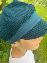 Lade das Bild in den Galerie-Viewer, Michel Mütze Ballonmütze Cord Meeresblau