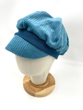 Lade das Bild in den Galerie-Viewer, Michel Mütze Ballonmütze Cord Petrol