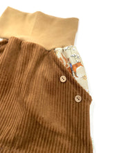 Lade das Bild in den Galerie-Viewer, Bio Breidcord Rock Hellbraun/Beige Fuchsliebe mit oder ohne Haarband