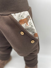 Lade das Bild in den Galerie-Viewer, SWEAT-HOSE BRAUN ESEL FAMILIE
