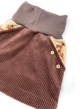 Lade das Bild in den Galerie-Viewer, Bio Breidcord Rock Braun Rehfamilie mit oder ohne Haarband