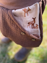 Lade das Bild in den Galerie-Viewer, MUSSELIN-HOSE Braun Rehfamilie