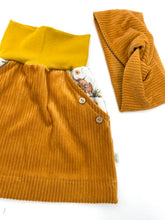 Lade das Bild in den Galerie-Viewer, Bio Breidcord Rock Senfgelb Hochlandrinder mit oder ohne Haarband