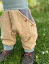 Lade das Bild in den Galerie-Viewer, MUSSELIN-HOSE SANDMELIERT GESTREIFT/MINT
