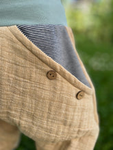 Lade das Bild in den Galerie-Viewer, MUSSELIN-HOSE SANDMELIERT GESTREIFT/MINT