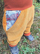 Lade das Bild in den Galerie-Viewer, CORDNICKY-H0SE SENFGELB BAUSTELLE BAGGER