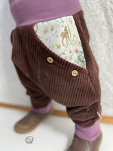 Lade das Bild in den Galerie-Viewer, CORDNICKY-HOSE BRAUN REH