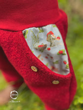 Lade das Bild in den Galerie-Viewer, WOLLWALK-HOSE ROT ERDBEERZWERG
