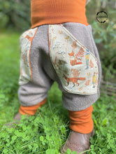 Lade das Bild in den Galerie-Viewer, WOLLWALK-HOSE GRAU FUCHSLIEBE