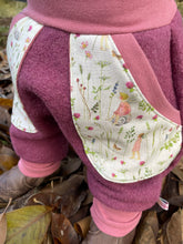 Lade das Bild in den Galerie-Viewer, WOLLWALK-HOSE ALTROSA WIESENELFEN