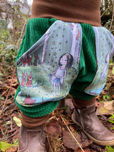 Lade das Bild in den Galerie-Viewer, CORDNICKY-HOSE FLASCHENGRÜN STERNTALER