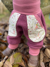 Lade das Bild in den Galerie-Viewer, WOLLWALK-HOSE ALTROSA WIESENELFEN