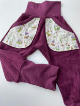 Lade das Bild in den Galerie-Viewer, CORDNICKY-HOSE BEERE FRÜHLINGSELFEN